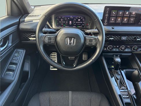 Certified 2025 Honda Accord Sport image 29