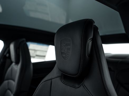 New 2026 Porsche Taycan AWD/4WD image 22