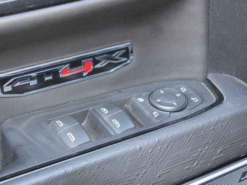 Used 2024 GMC Sierra 1500 AT4X image 22