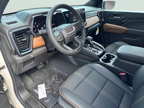 New 2026 GMC Canyon AT4 AWD/4WD image 8