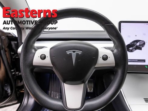 Used 2018 Tesla Model 3 Long Range AWD/4WD image 10