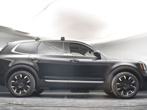 Used 2025 Kia Telluride SX w/ SX Captain's Chair Package image 40