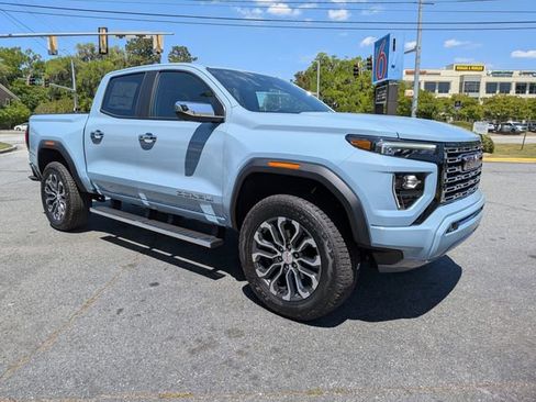 New 2026 GMC Canyon Denali image 2