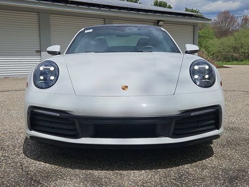 Used 2022 Porsche 911 Carrera 4S AWD/4WD image 10