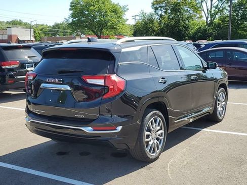 Used 2022 GMC Terrain Denali AWD/4WD image 3