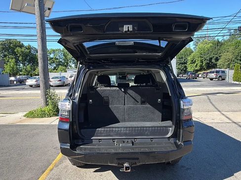 Used 2021 Toyota 4Runner SR5 AWD/4WD image 26