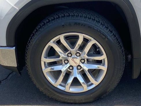 Used 2019 GMC Sierra 1500 SLT w/ SLT Premium Plus Package AWD/4WD image 28
