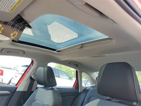 New 2025 Volkswagen Jetta SE image 16