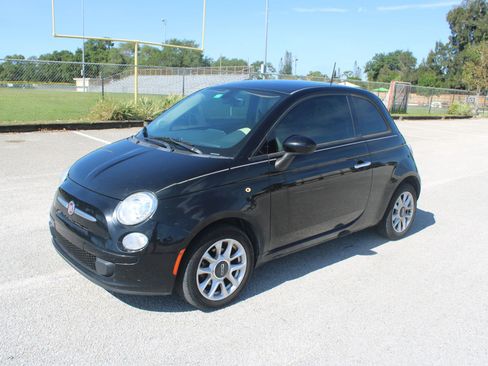 Used 2017 FIAT 500 Pop FWD image 4