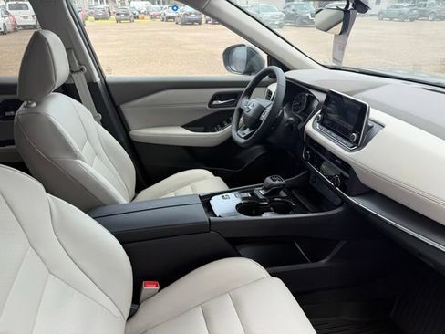 New 2026 Nissan Rogue Dark Armor FWD image 23