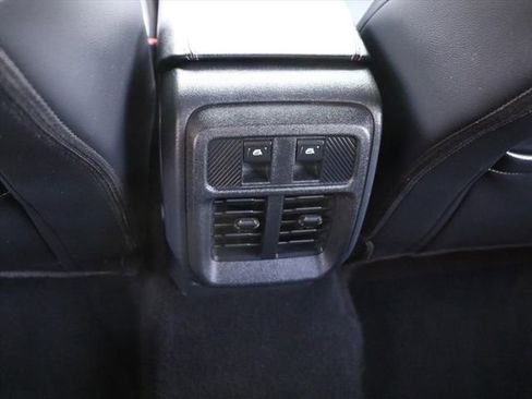 Used 2025 Ford Bronco Outer Banks image 17