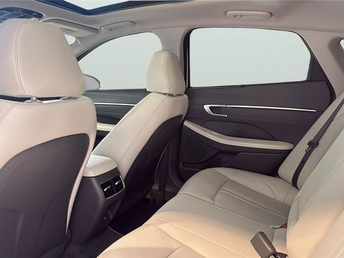 Used 2025 Hyundai Sonata Limited FWD image 19