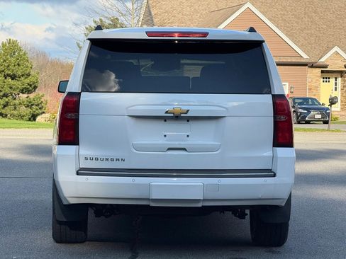 Used 2016 Chevrolet Suburban LTZ image 7
