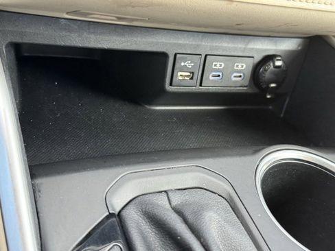 Certified 2022 Toyota Highlander XLE image 19