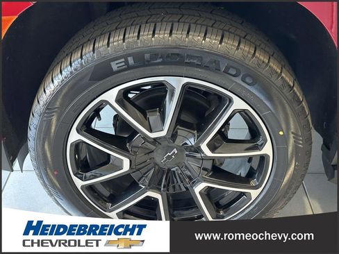 Used 2021 Chevrolet Tahoe RST w/ Luxury Package image 10