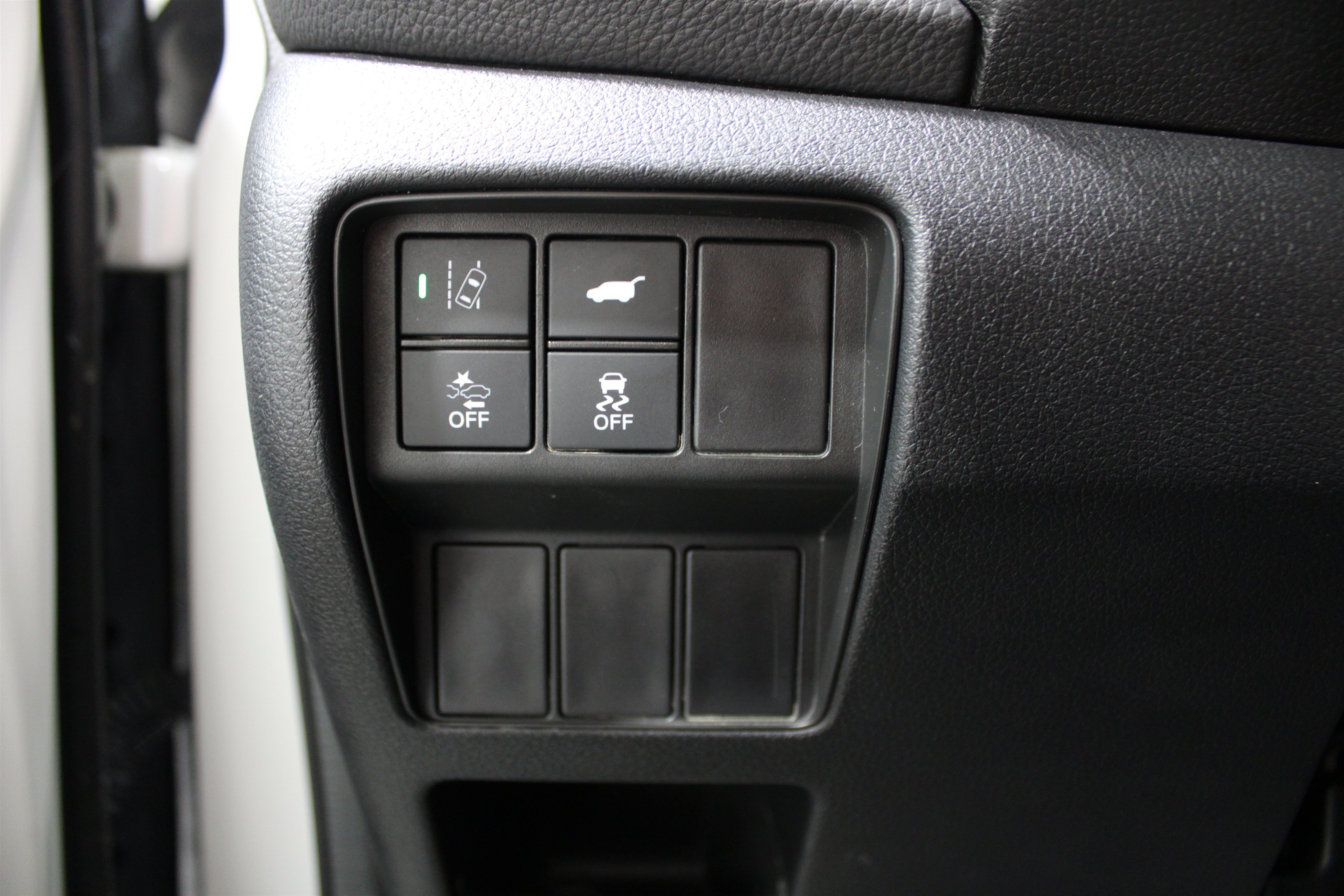 Used 2021 Honda CR-V Touring image 8