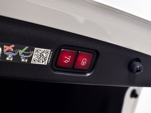 Certified 2025 Mercedes-Benz E 450 E 450 image 41