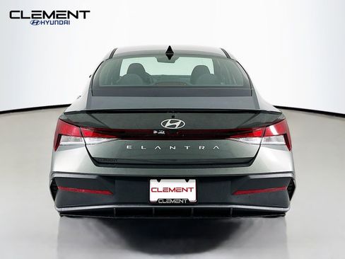 New 2026 Hyundai Elantra Sport FWD image 7