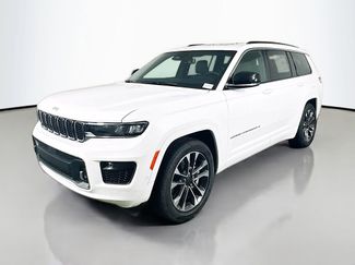 New 2025 Jeep Grand Cherokee L Overland w/ Luxury Tech Group IV AWD/4WD video 3