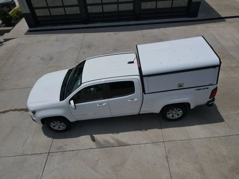 Used 2022 Chevrolet Colorado LT w/ Safety Package AWD/4WD image 56