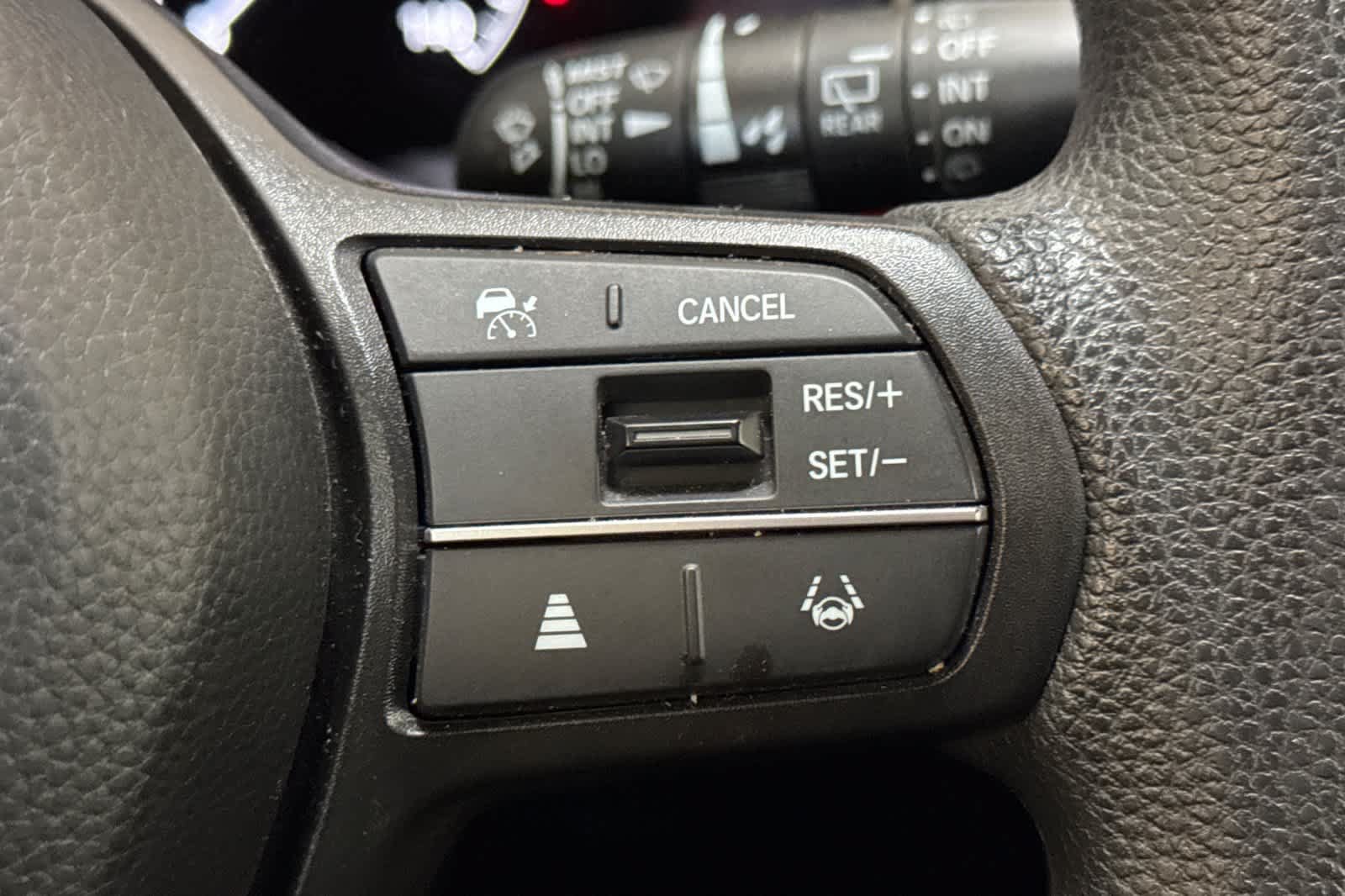 Used 2025 Honda CR-V EX image 27