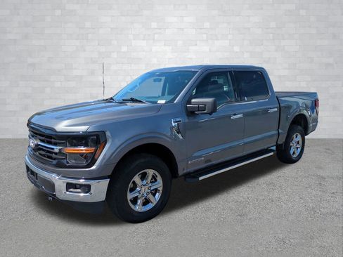 Certified 2024 Ford F150 XLT w/ Mobile Office Package AWD/4WD image 9