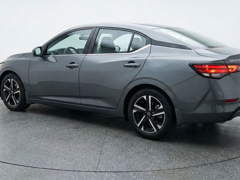 Used 2025 Nissan Sentra SV FWD image 6