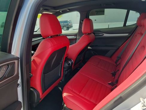 Used 2025 Alfa Romeo Stelvio Sprint w/ Veloce Package AWD/4WD image 15