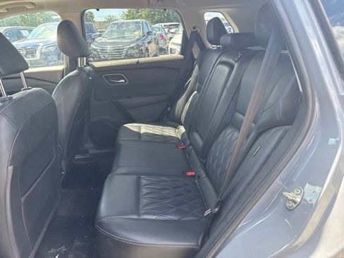 Used 2021 Nissan Rogue Platinum AWD/4WD image 24