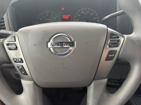 Used 2021 Nissan NV 2500 SV RWD image 3
