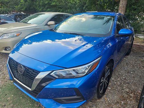 Used 2020 Nissan Sentra SV image 3