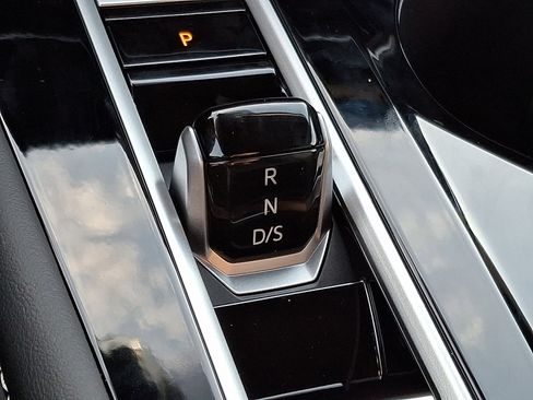 New 2025 Volkswagen Atlas SE AWD/4WD image 8