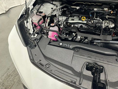 Used 2025 Toyota Prius XLE image 62