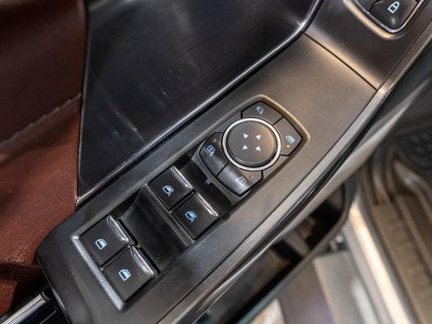 Used 2021 Ford F150 Lariat w/ Equipment Group 502A High AWD/4WD image 17