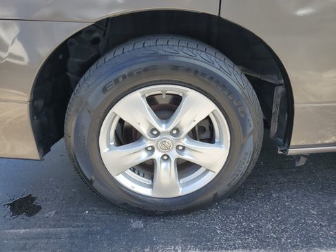 Used 2016 Nissan Quest SV image 36