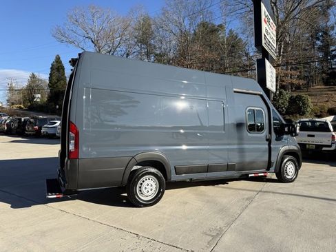 Used 2024 RAM ProMaster 3500 image 4