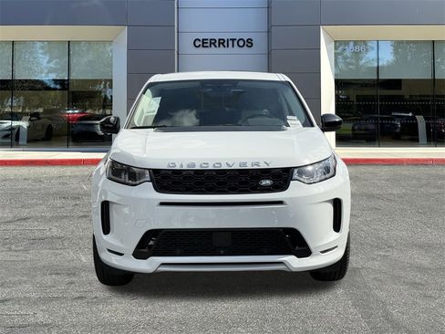New 2025 Land Rover Discovery Sport S image 3