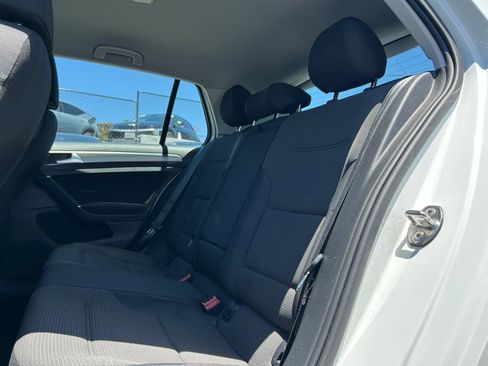 Used 2019 Volkswagen e-Golf SE w/ Driver Assistance Package FWD image 42