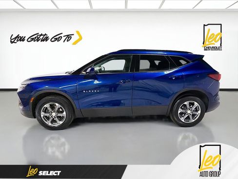 Used 2023 Chevrolet Blazer LT w/ Convenience Package FWD image 8
