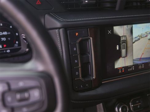 Used 2023 GMC Yukon Denali Ultimate image 24