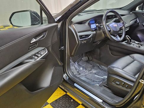 Used 2020 Cadillac XT4 Premium Luxury AWD/4WD image 20