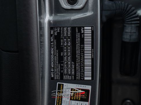 Used 2021 Mercedes-Benz GLE 350 4MATIC w/ Premium Package image 48