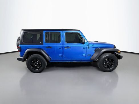 Used 2022 Jeep Wrangler Unlimited Sport AWD/4WD image 8