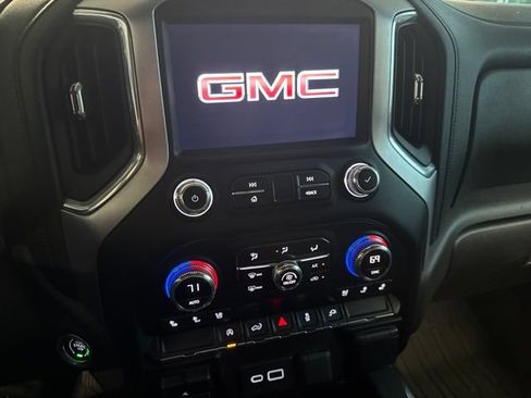 Used 2021 GMC Sierra 1500 SLT w/ SLT Convenience Package RWD image 4