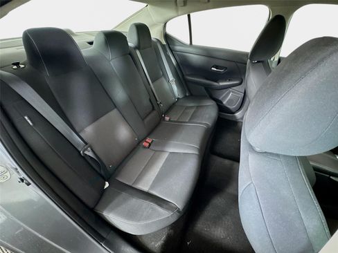 Used 2022 Nissan Sentra SV FWD image 24