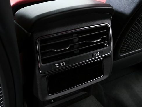 New 2026 Audi SQ7 Premium Plus image 22