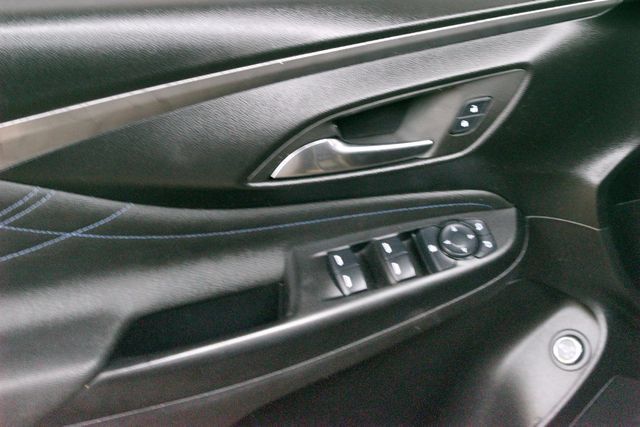 Used 2024 Buick Envista Sport Touring w/ Convenience II Package FWD image 13