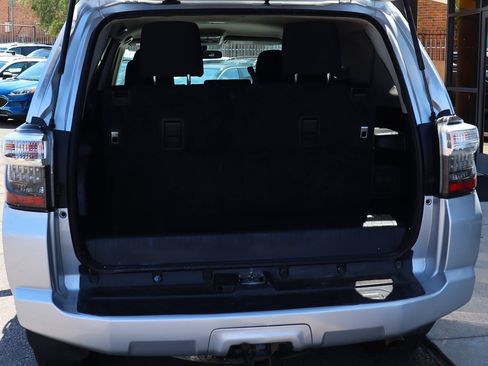 Used 2014 Toyota 4Runner SR5 AWD/4WD image 24