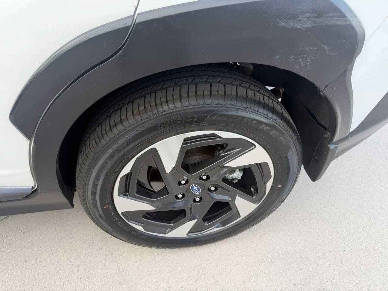 Used 2024 Subaru Crosstrek 2.5i Limited AWD/4WD image 11