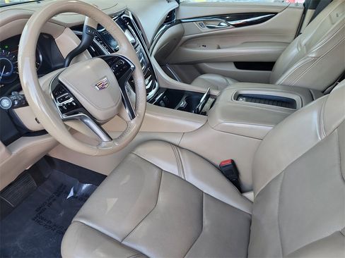Used 2020 Cadillac Escalade ESV Platinum image 13